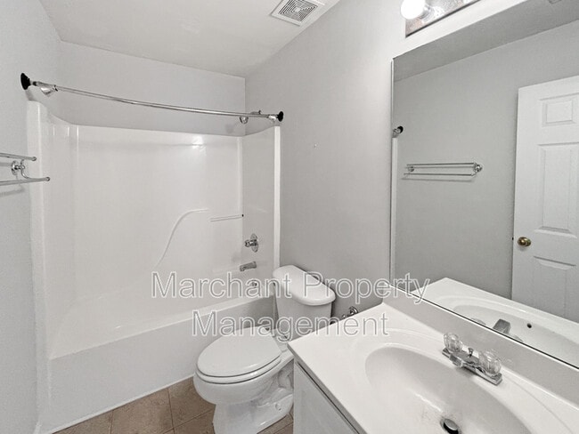 Building Photo - 125 Wild Dogwood Way