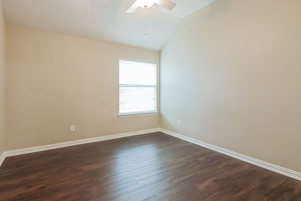 Building Photo - 1619 Marble Falls Dr