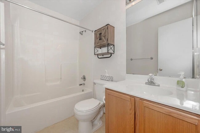 Building Photo - 4946 Whitney Terrace
