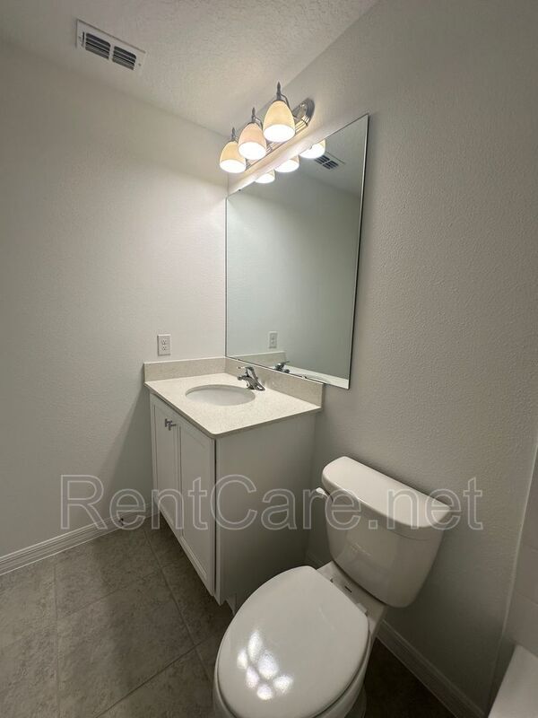 Building Photo - 6541 Cyrils Dr