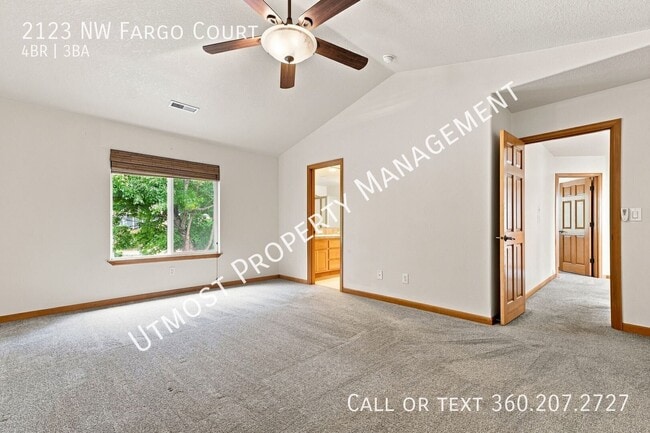 Building Photo - 2123 NW Fargo Ct