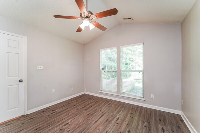 Building Photo - 9232 Kimmel Ln