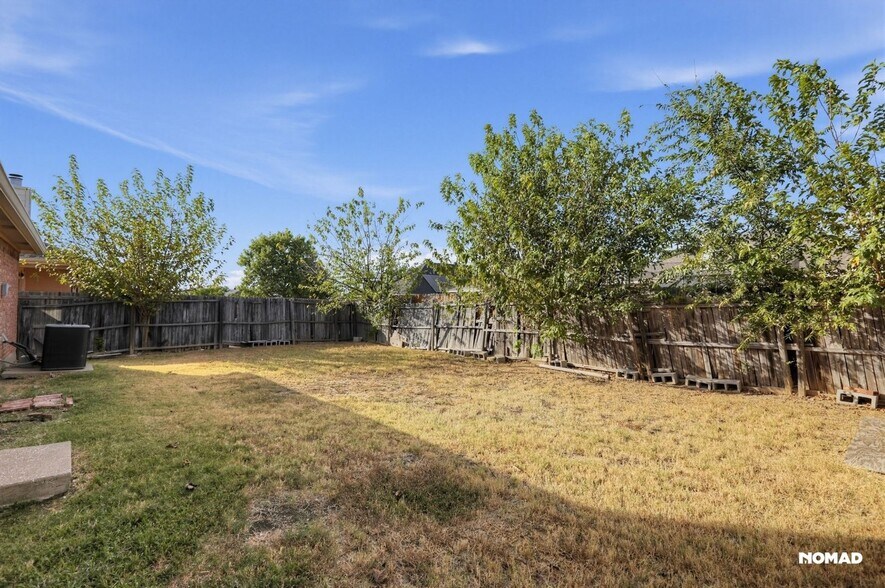 Building Photo - 8177 Ln Frontera Trl