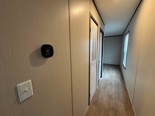 Building Photo - 114 Shady Grove Dr