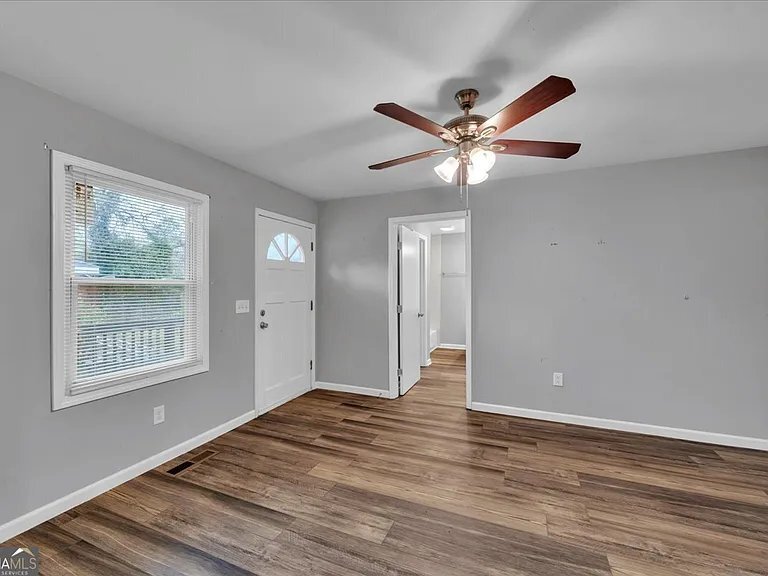 Building Photo - 106 Edna Pl