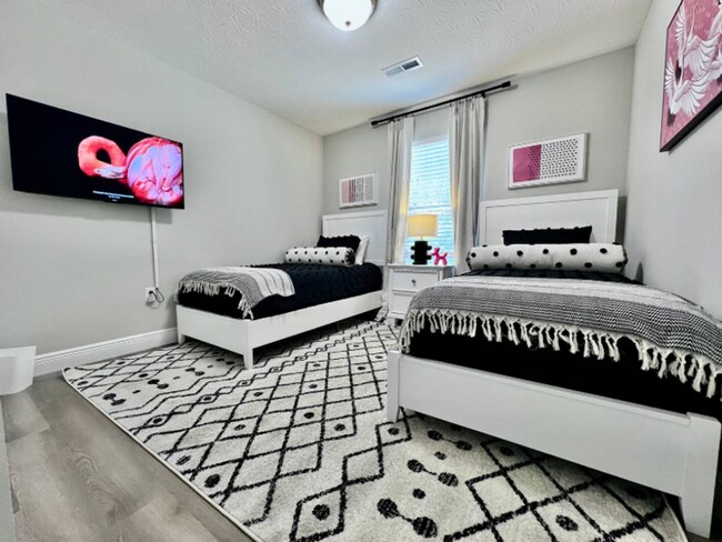 Building Photo - Brand New Equestrian getaway in Wilmington, Ohio