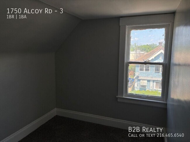 Building Photo - 1750 Alcoy Rd