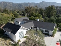 Building Photo - 3155 Eucalyptus Hill Rd