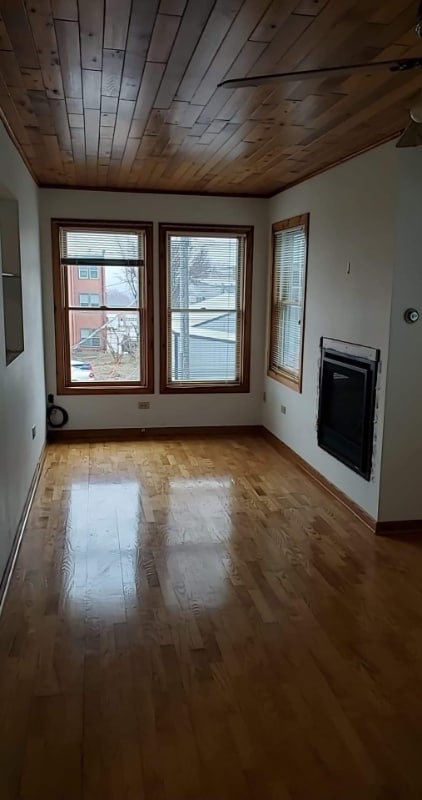 Building Photo - 415 1/2 1st N St