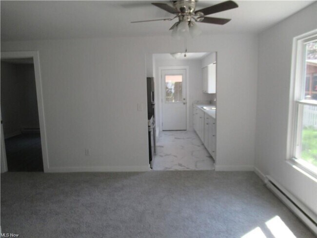 Building Photo - 173 Forest Blvd