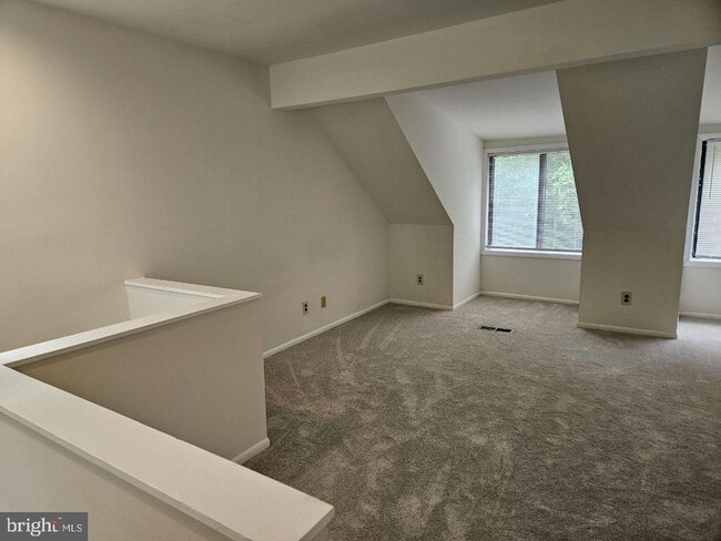 Building Photo - 9814 Brookridge Ct