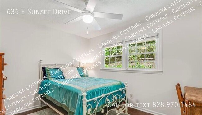 Building Photo - 636 E Sunset Dr