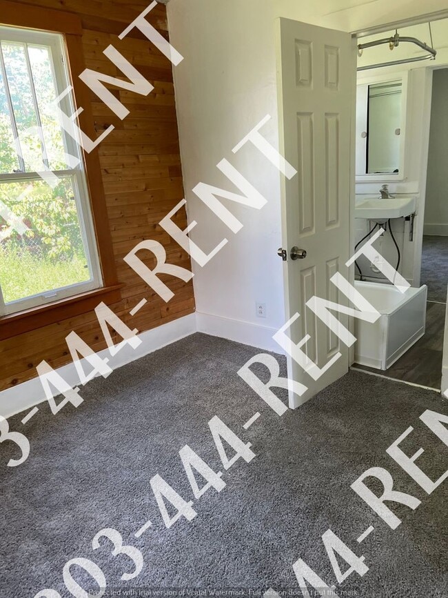 Building Photo - Charming 3-Bedroom, 1-Bath Ranch Home in t...