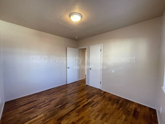 Building Photo - 1234 Circle Ave