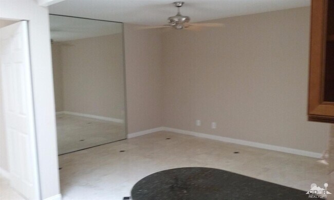 Building Photo - 70520 Gardenia Ct