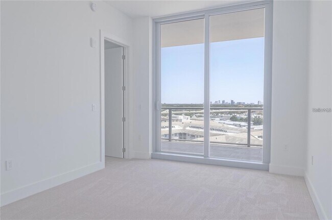 Building Photo - 5120 Marina Wy