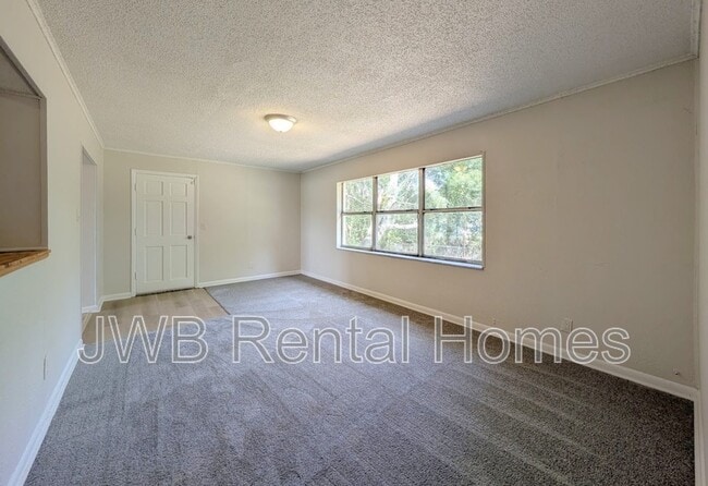 Building Photo - 6829 Van Gundy Rd