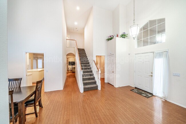 Building Photo - 3655 Shandin Dr