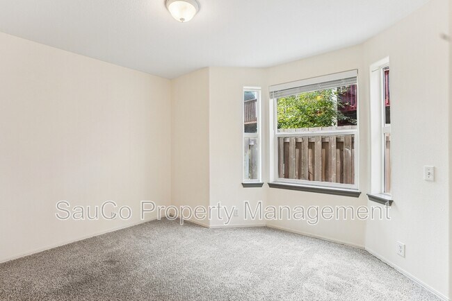 Building Photo - 20680 NW Sedona Ln