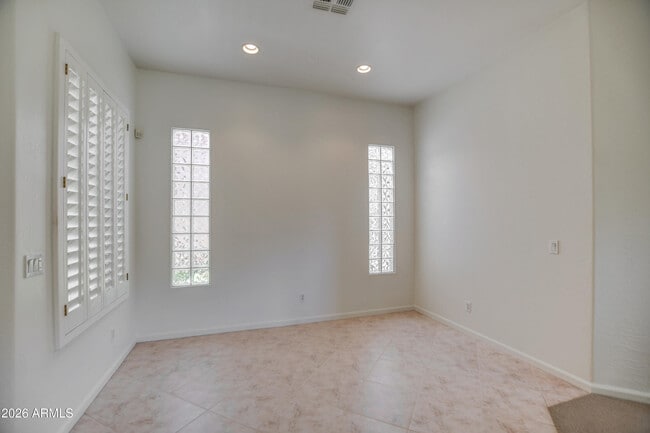 Building Photo - 7910 E Cholla St