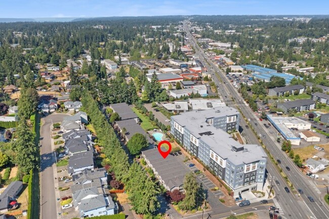 Building Photo - 1BD/1BA Edmonds Condo