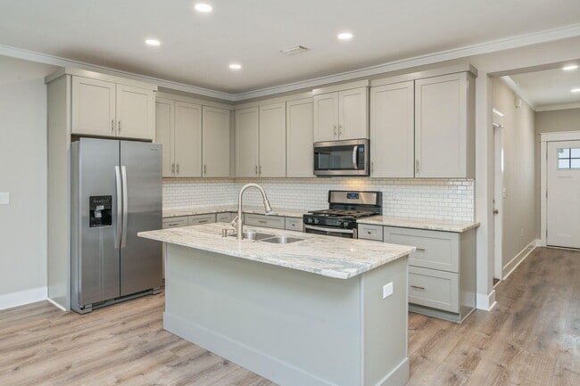 Building Photo - 3 Praiseworthy Dr