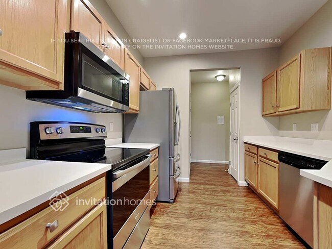 Building Photo - 17911 36th Ave E