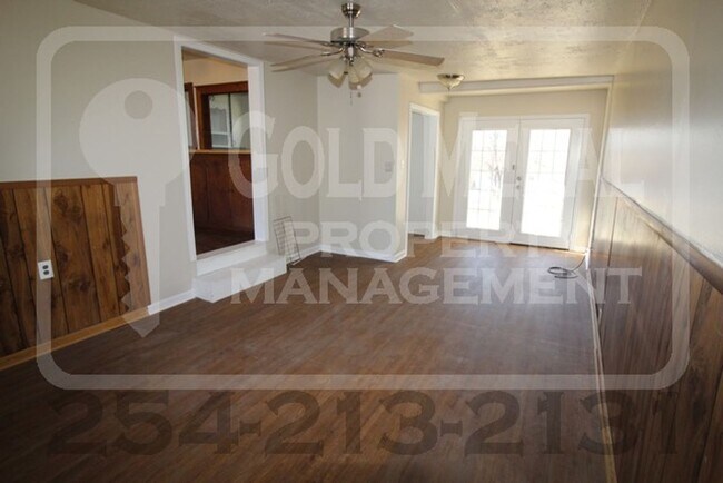 Building Photo - 603 Hill St