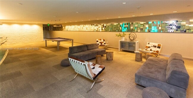 Building Photo - 92 SW 3rd St