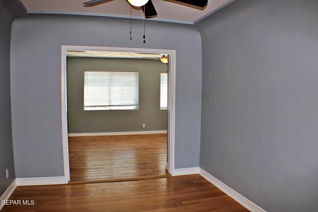 Building Photo - 1214 Stockwell Ln