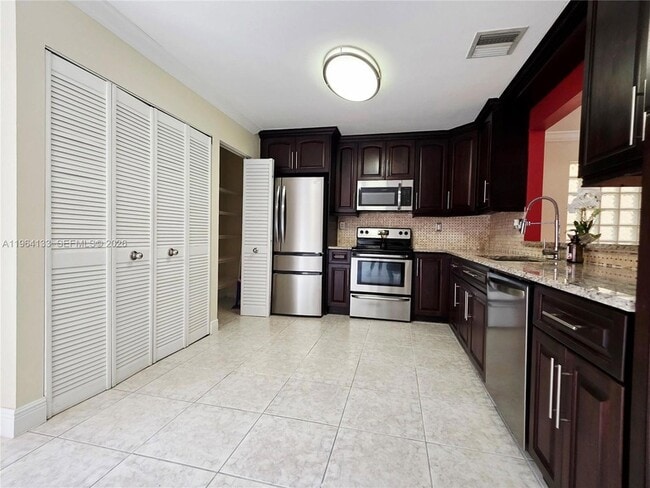 Building Photo - 15222 SW 111th St