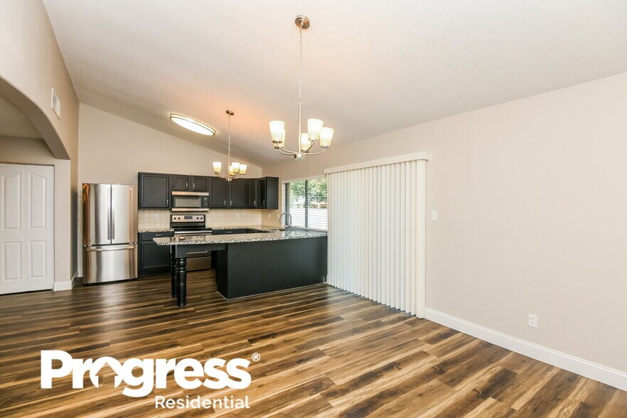 Building Photo - 6707 Greenspring Dr
