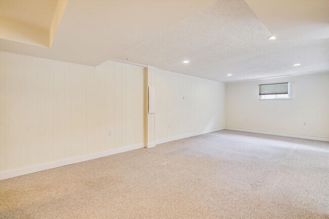 Building Photo - 11200 Powder Horn Dr