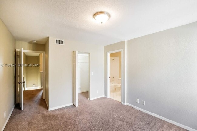 Building Photo - 2500 Cordoba Bend