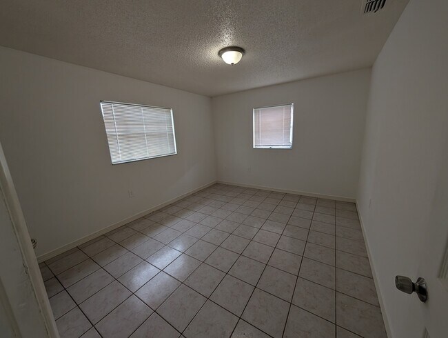 Building Photo - 8402 Corney Dr