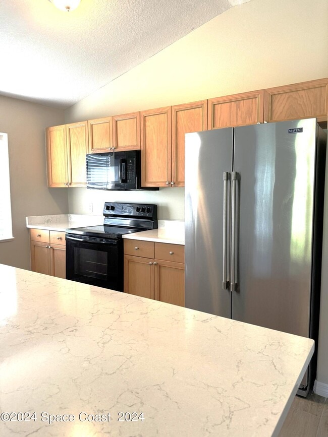 Building Photo - 5615 Andrea St