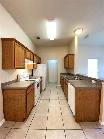 Building Photo - 1709 Novella Ct