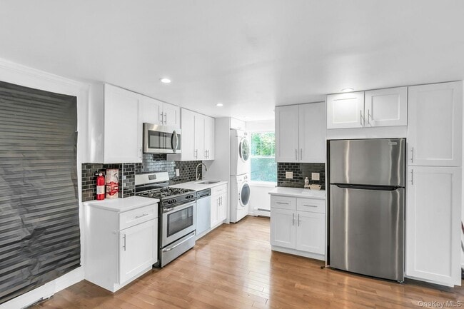 Building Photo - 36B Avenue A