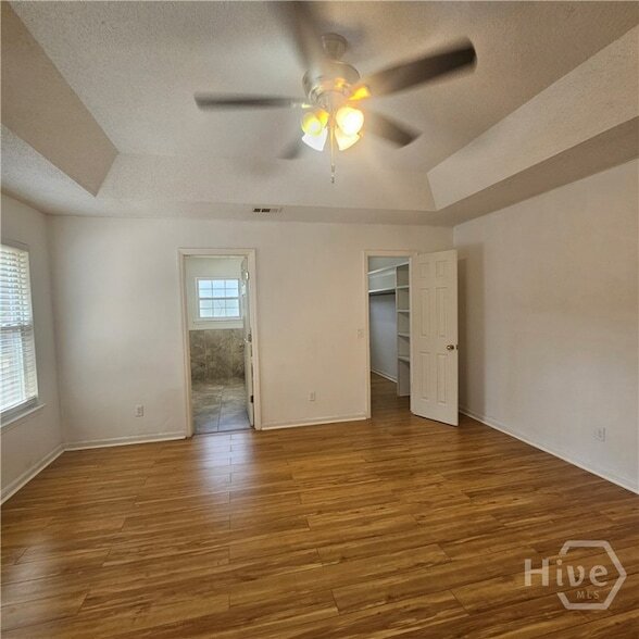 Building Photo - 711 Plantation Dr