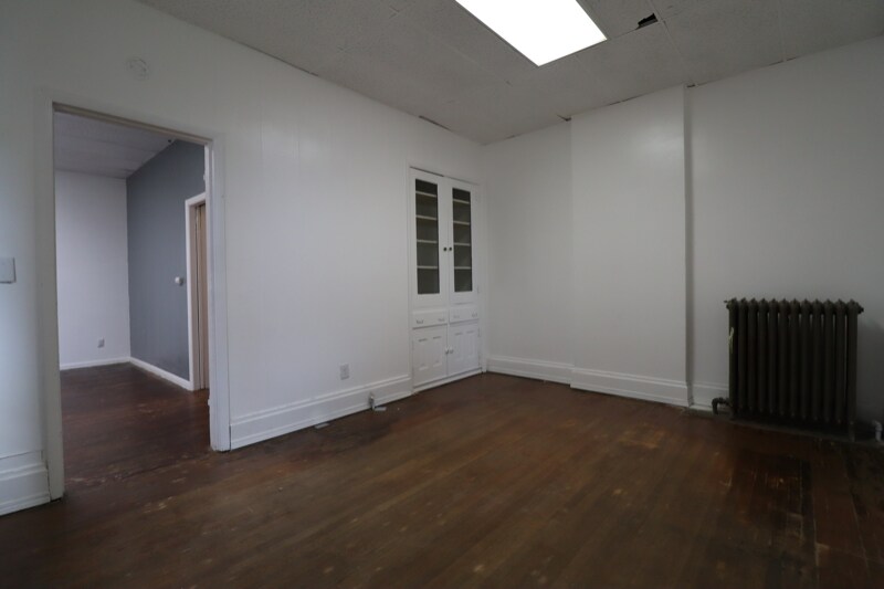 Building Photo - 1658 Iowa St