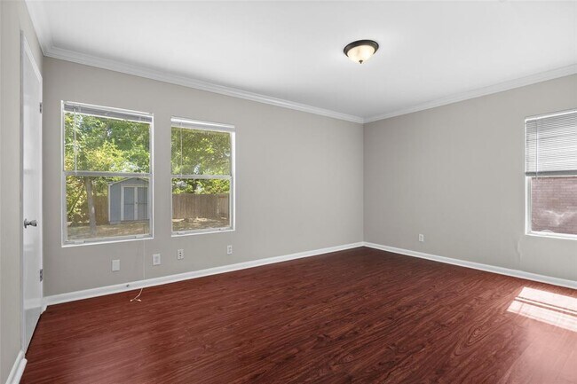 Building Photo - 1404 Briarcliff Blvd