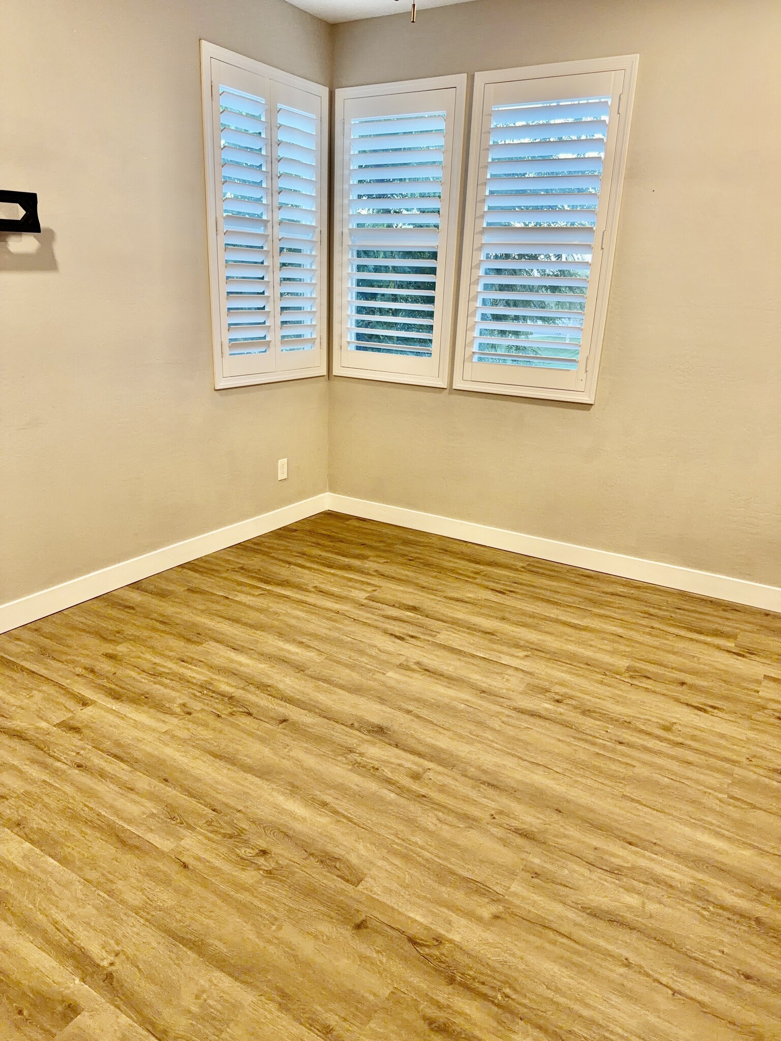 bedroom3 - 1326 N Zane Dr