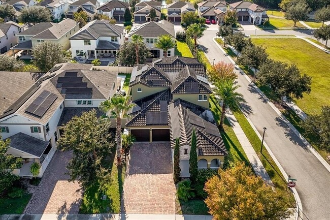 Building Photo - 8746 Crescendo Ave