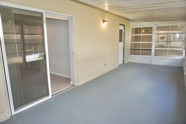 Building Photo - Winter Ridge Condo