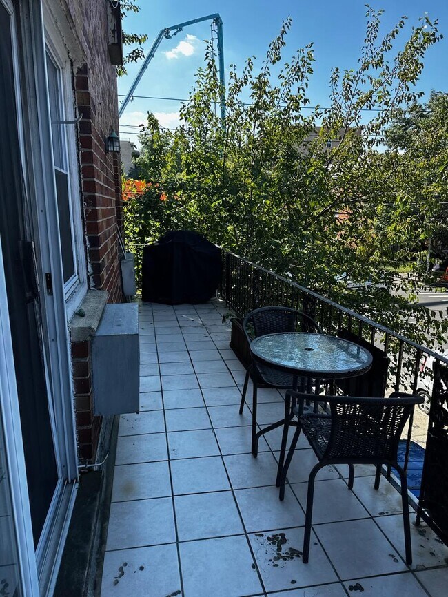 Large balcony - 14402 38th Ave