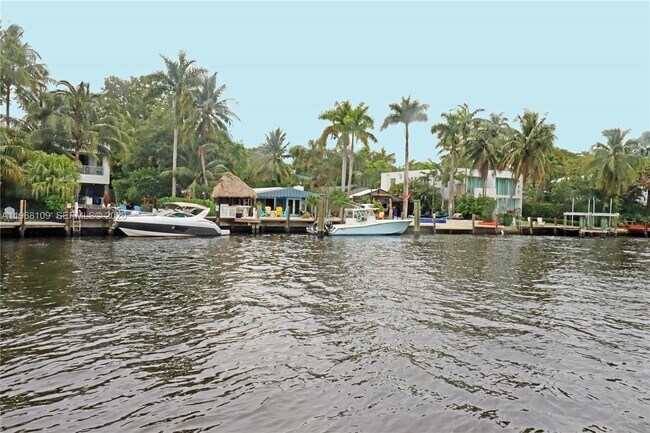 Building Photo - 1301 River Reach Dr