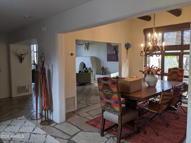 Building Photo - 1503 Indian Rock Rd