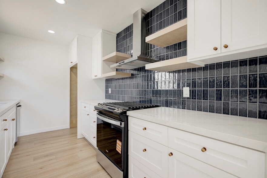 Building Photo - 8051 Etiwanda Ave