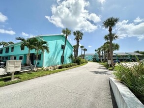 Building Photo - 13509 S Indian River Dr