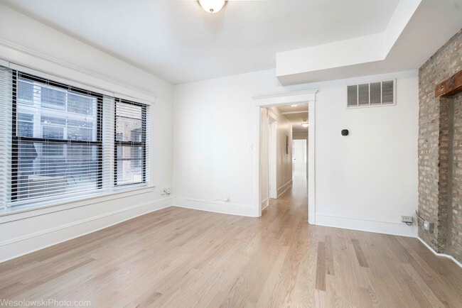Building Photo - 5306 S Blackstone Ave